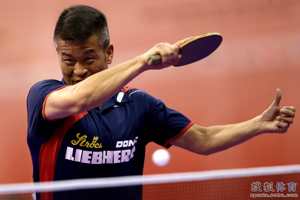 奥地利队逆转日本队，马龙关键制胜